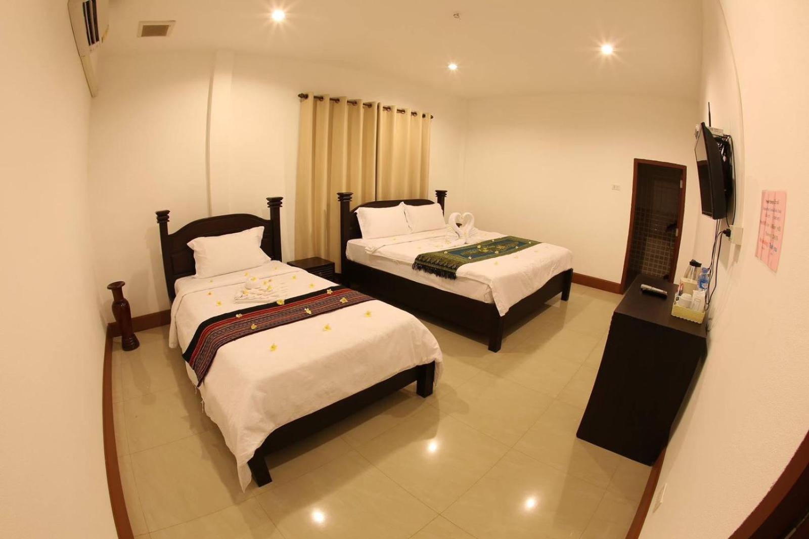 Phubachiang Golf & Resort Паксе Екстериор снимка