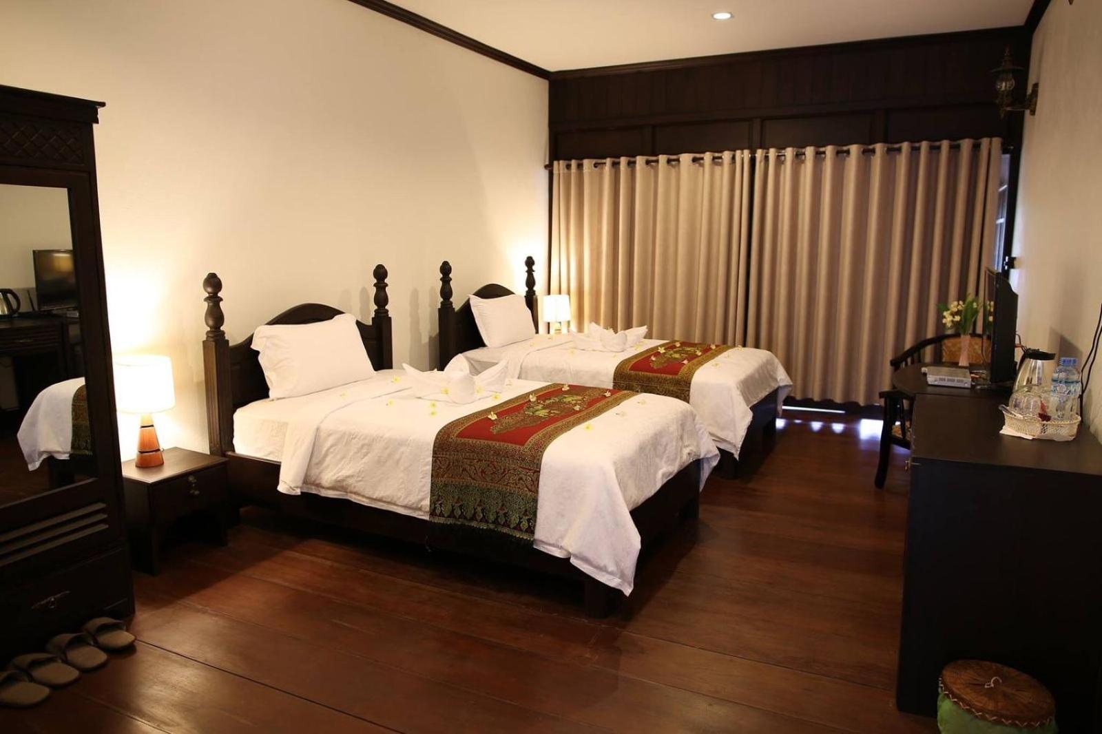 Phubachiang Golf & Resort Паксе Екстериор снимка