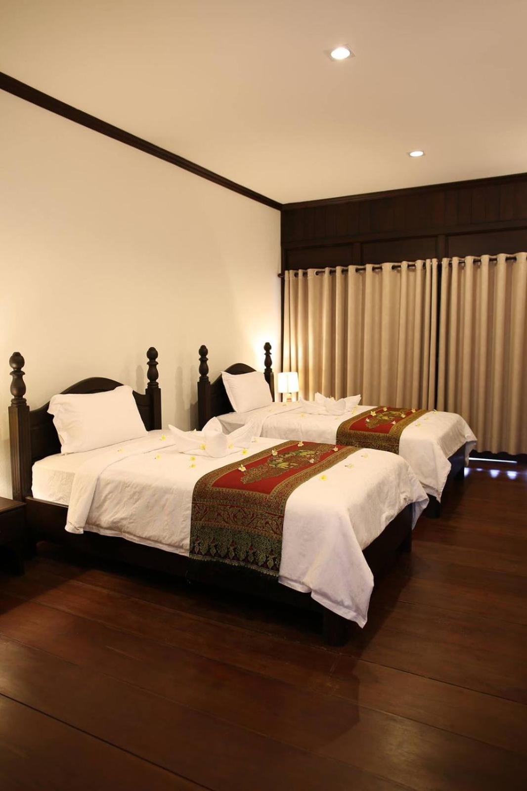 Phubachiang Golf & Resort Паксе Екстериор снимка