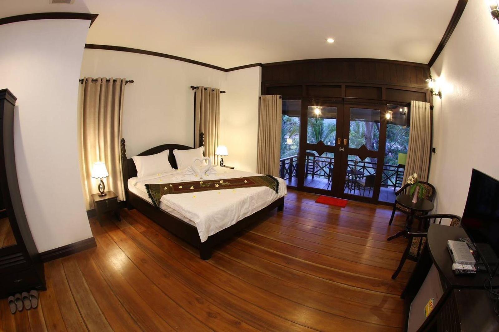 Phubachiang Golf & Resort Паксе Екстериор снимка