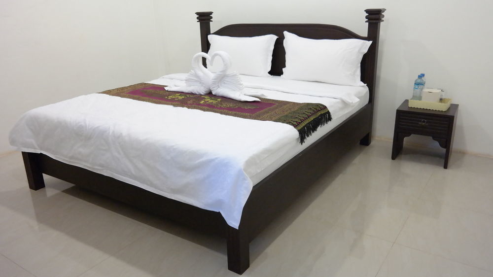 Phubachiang Golf & Resort Паксе Екстериор снимка