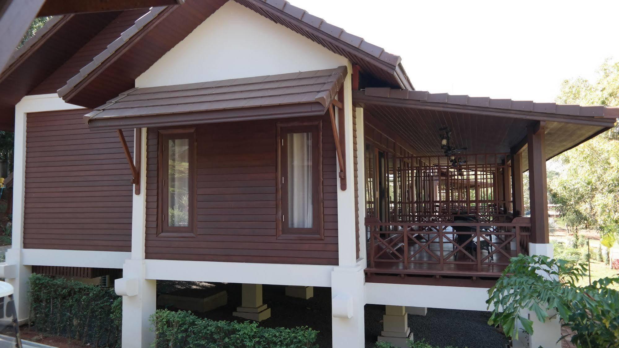Phubachiang Golf & Resort Паксе Екстериор снимка